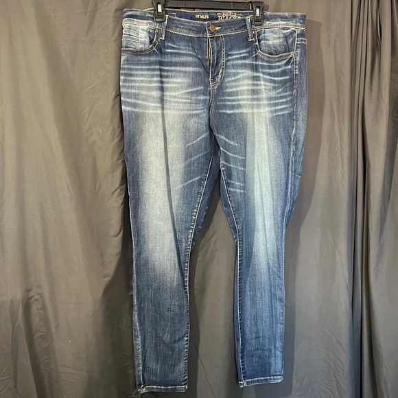 Buckle Denim - Buckle’s Black Fit No. 76 Jeans Size 36 Skinny